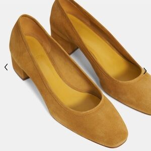 Theory yellow Suede Block Heel Pumps Zoe kravitz